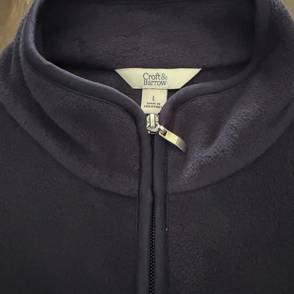 Croft & Barrow Navy Blue Fleece Vest - Large - Picture 3 of 6